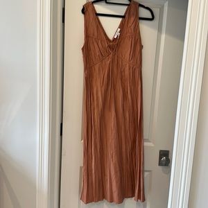 Frame orange crinkled dress size large